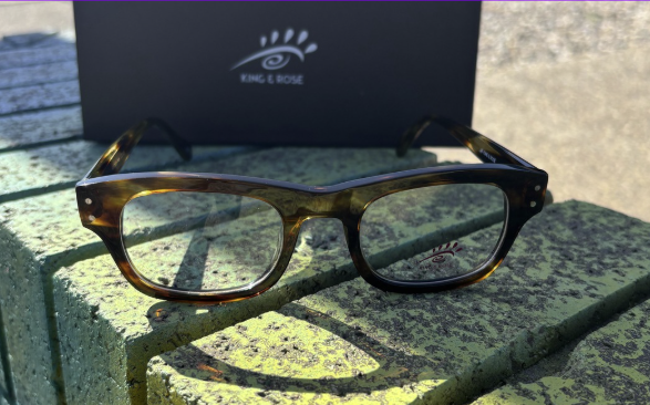 King & Rose: A New Type of Frame Royalty 